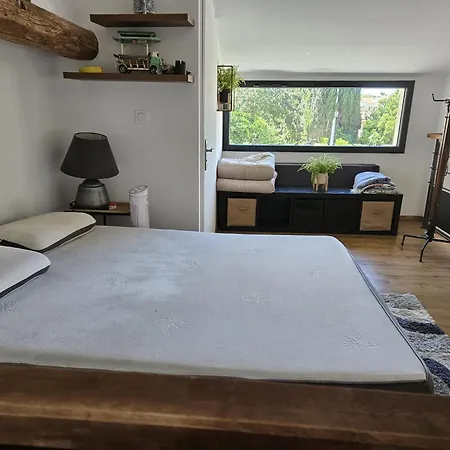 Entiere La Bergerie Casa de Férias