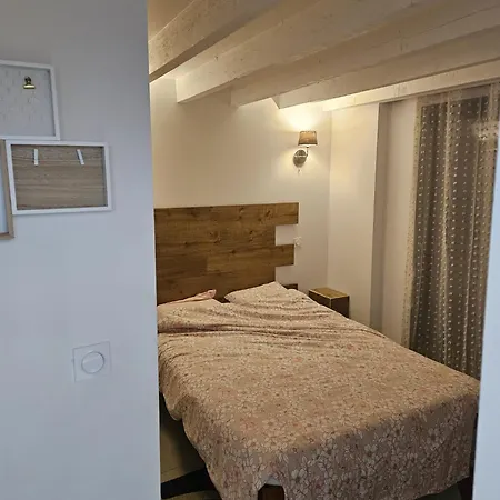 Entiere La Bergerie Narbona